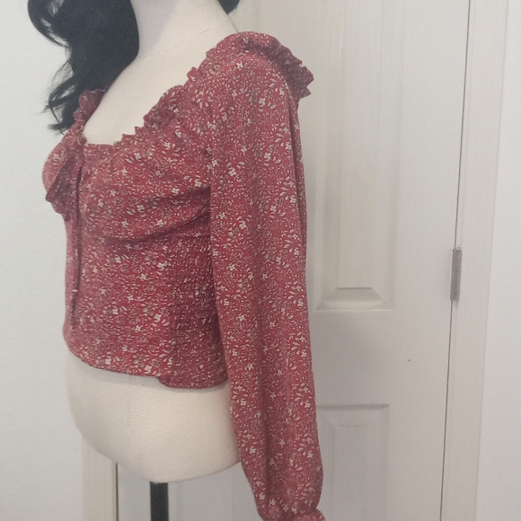 Floral top - Picture 3 of 11